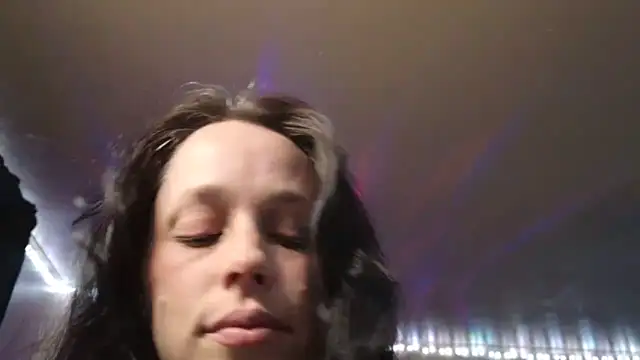 Snapshot of mavismable chatting on 03/23/26, 03:21 mavismable online show from 03/23/26, 03:21