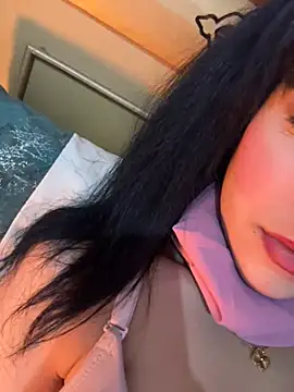 Snapshot of QueenLujaine chatting on 03/03/26, 08:48 QueenLujaine online show from 03/03/26, 08:48