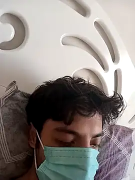 Snapshot of leona633 chatting on 03/21/25, 12:06 leona633 online show from 03/21/25, 12:06