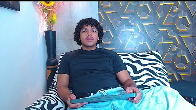 black king 241 online show from 09/22/25, 03:41