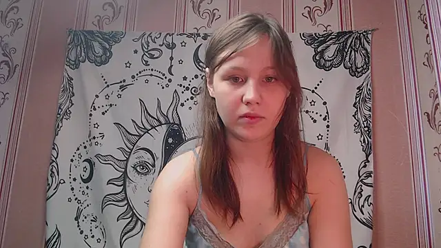 Thighswithspikes online show from 09/29/25, 09:03