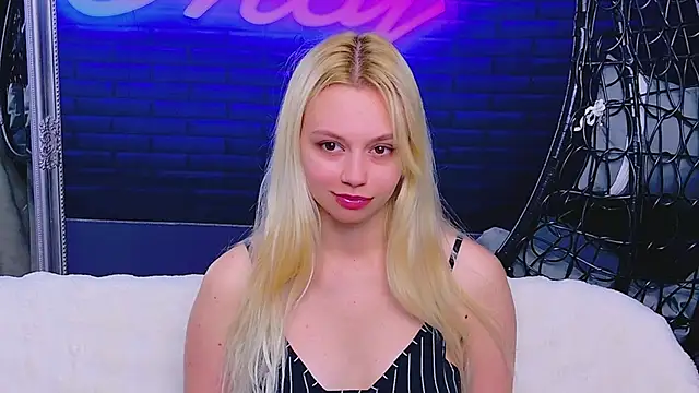 AlessiaCroft online show from 05/12/26, 03:58