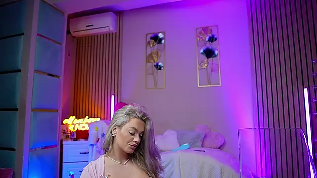 SabrinaJade online show from 02/10/26, 05:33