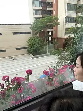 AiBanana online show from 11/19/25, 06:57