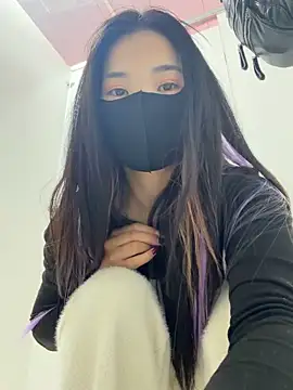 AiBanana online show from 04/12/26, 03:00