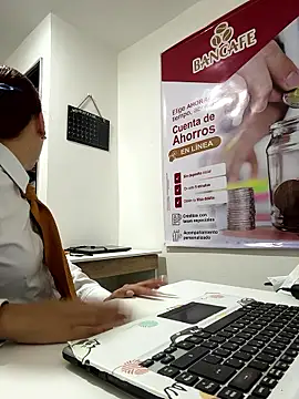 Snapshot of MELODY__06 chatting on 01/13/26, 06:02 MELODY 06 online show from 01/13/26, 06:02