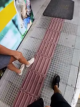 Snapshot of fuck_couple69 chatting on 02/18/26, 09:22 fuck couple69 online show from 02/18/26, 09:22