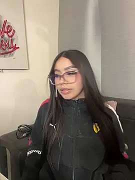 Cristina pinkk online show from 11/29/25, 03:31