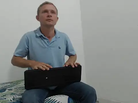 Snapshot of hot_mann11 chatting on 03/21/25, 09:56 hot mann11 online show from 03/21/25, 09:56