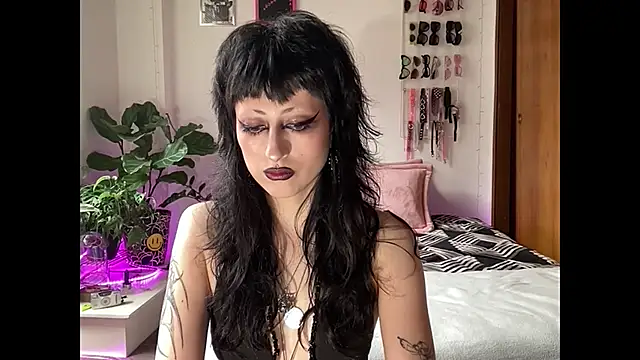 ELENA UMBRA online show from 12/20/25, 03:30