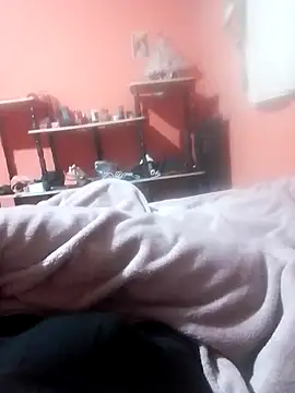 Snapshot of luuiss12 chatting on 02/11/26, 06:51 luuiss12 online show from 02/11/26, 06:51