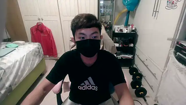 Snapshot of sky69fatfat chatting on 03/22/25, 02:14 sky69fatfat online show from 03/22/25, 02:14