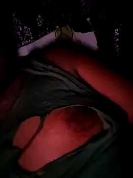 Snapshot of Brown69_guy chatting on 10/21/25, 08:53 Brown69 guy online show from 10/21/25, 08:53