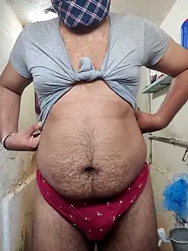 Snapshot of Brown69_guy chatting on 02/20/26, 06:10 Brown69 guy online show from 02/20/26, 06:10