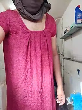 Snapshot of Brown69_guy chatting on 03/29/26, 09:53 Brown69 guy online show from 03/29/26, 09:53