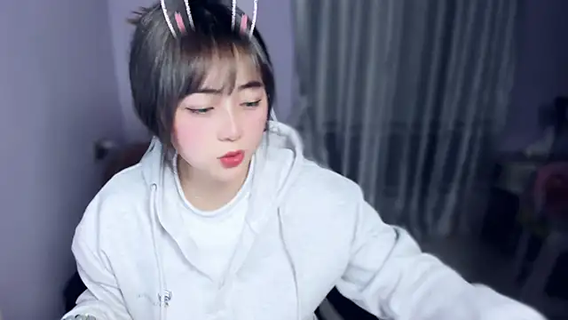 yuki3366 online show from 12/01/25, 11:59