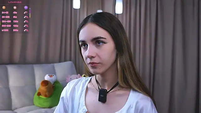 Snapshot of CupSizeGirl chatting on 09/27/25, 04:23 CupSizeGirl online show from 09/27/25, 04:23