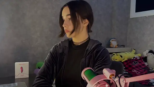 Snapshot of CupSizeGirl chatting on 02/16/26, 09:38 CupSizeGirl online show from 02/16/26, 09:38