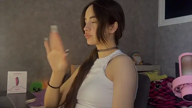 Snapshot of CupSizeGirl chatting on 02/20/26, 05:15 CupSizeGirl online show from 02/20/26, 05:15