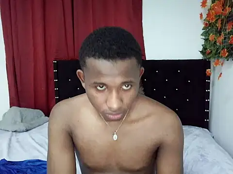 Luis123- online show from 11/23/25, 07:57