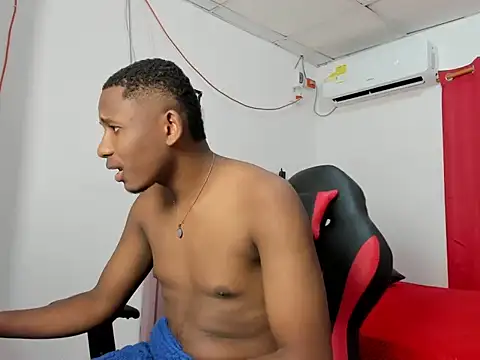 Luis123- online show from 12/21/25, 05:31