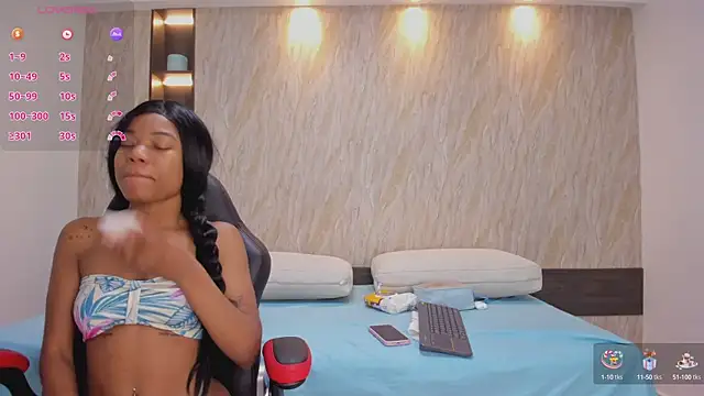 ciara blake online show from 09/22/25, 07:27