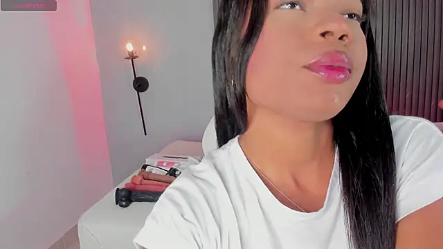 ciara blake online show from 06/19/26, 08:01