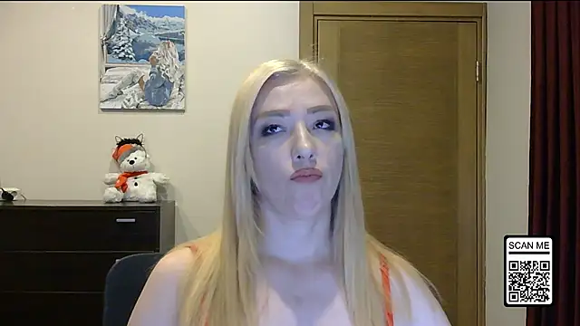 Wild Silk Desire online show from 11/22/25, 02:27