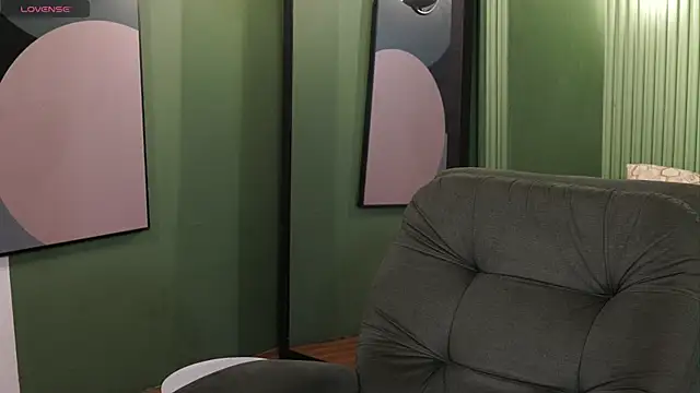 Susan wall online show from 06/15/26, 01:08