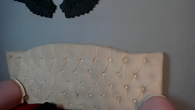 Snapshot of Victoriaa2_Doll chatting on 04/23/26, 12:29 Victoriaa2 Doll online show from 04/23/26, 12:29