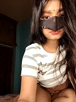 Snapshot of Riya_35_sexy chatting on 07/04/26, 05:52 Riya 35 sexy online show from 07/04/26, 05:52