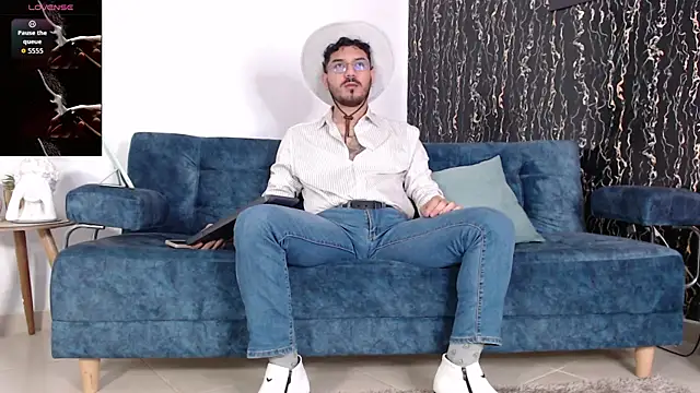 samuelcoopeer online show from 11/22/25, 02:16