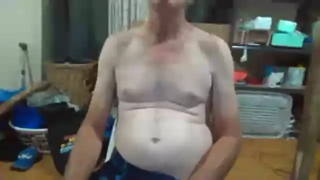 Lovyourpuss online show from 12/20/25, 06:48