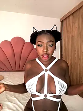 alissradiante1 online show from 11/06/25, 01:17