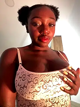 alissradiante1 online show from 11/14/25, 01:59