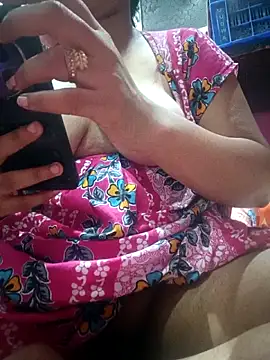 Snapshot of Sakshi-1155 chatting on 11/18/25, 07:40 Sakshi-1155 online show from 11/18/25, 07:40