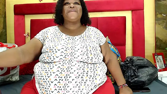 Exoticbigmandy online show from 10/30/25, 09:04