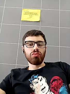 Snapshot of Angelsordemons6 chatting on 09/14/25, 01:43 Angelsordemons6 online show from 09/14/25, 01:43