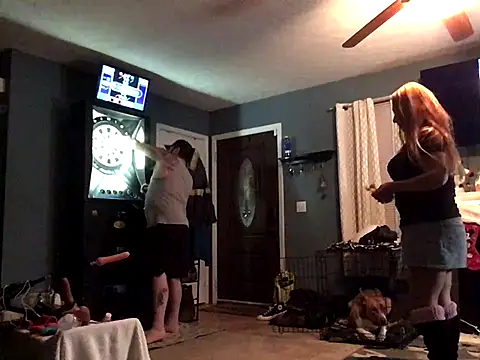 Snapshot of weready79 chatting on 12/18/25, 07:47 weready79 online show from 12/18/25, 07:47