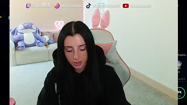 Snapshot of itsmais chatting on 09/09/25, 10:37 itsmais online show from 09/09/25, 10:37