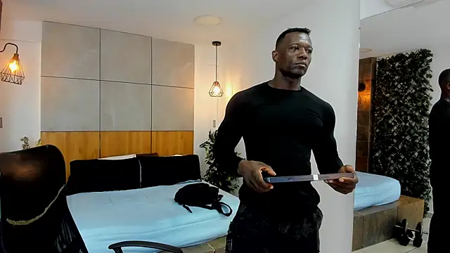 MarcusBlack  online show from 12/05/25, 11:41