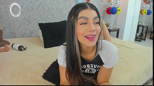 Antonella west online show from 06/24/26, 09:25
