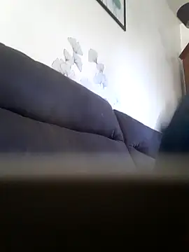 Snapshot of Vince072 chatting on 10/07/25, 07:38 Vince072 online show from 10/07/25, 07:38