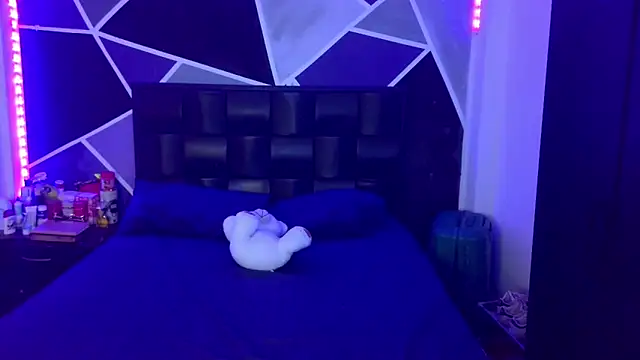 jazminslut online show from 04/27/26, 01:36