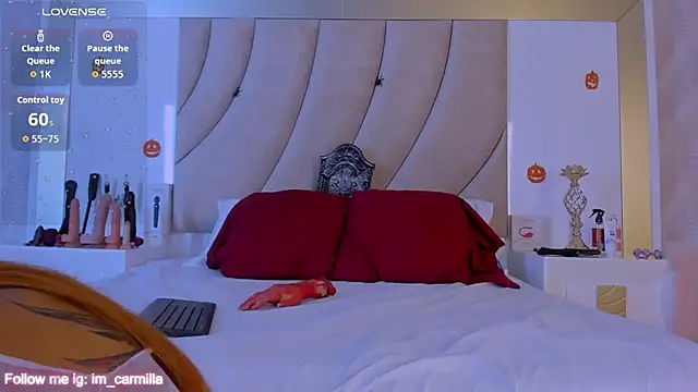 AnnahiBaker online show from 10/21/25, 08:31