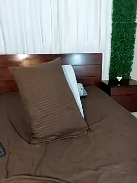 Snapshot of Tifany-fox chatting on 01/14/26, 02:55 Tifany-fox online show from 01/14/26, 02:55