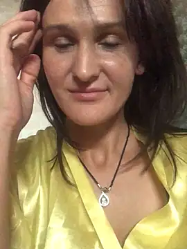 Snapshot of NikaSwan2831 chatting on 09/10/25, 10:32 NikaSwan2831 online show from 09/10/25, 10:32