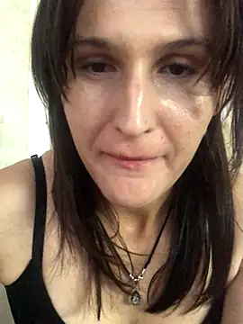 Snapshot of NikaSwan2831 chatting on 09/19/25, 07:21 NikaSwan2831 online show from 09/19/25, 07:21