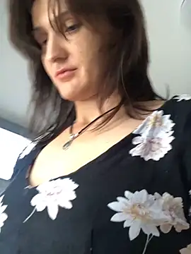 Snapshot of NikaSwan2831 chatting on 10/03/25, 09:50 NikaSwan2831 online show from 10/03/25, 09:50