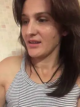 Snapshot of NikaSwan2831 chatting on 10/22/25, 12:49 NikaSwan2831 online show from 10/22/25, 12:49